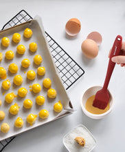 Load image into Gallery viewer, Rorence Silicone Whisk Spatula Spoonula & Brush Set of 6 - Green/Red